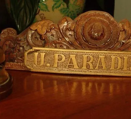 Hotell - U Paradisu *
