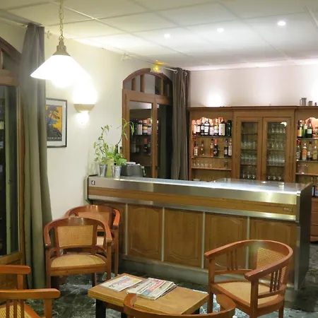 - U Paradisu Hotel