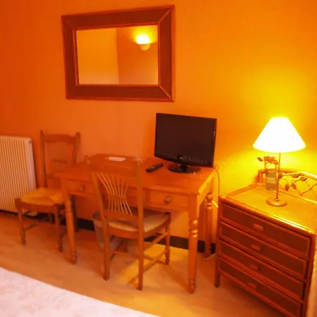 - U Paradisu Hotel *