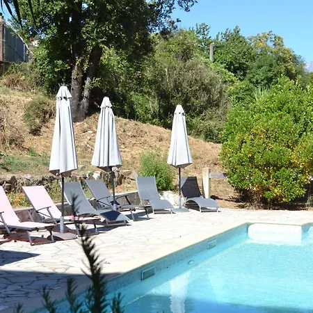 - U Paradisu Hotel