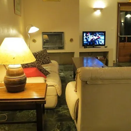 - U Paradisu Hotel