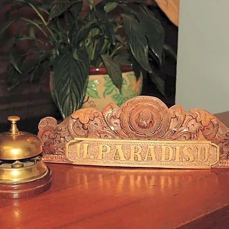 - U Paradisu Hotel