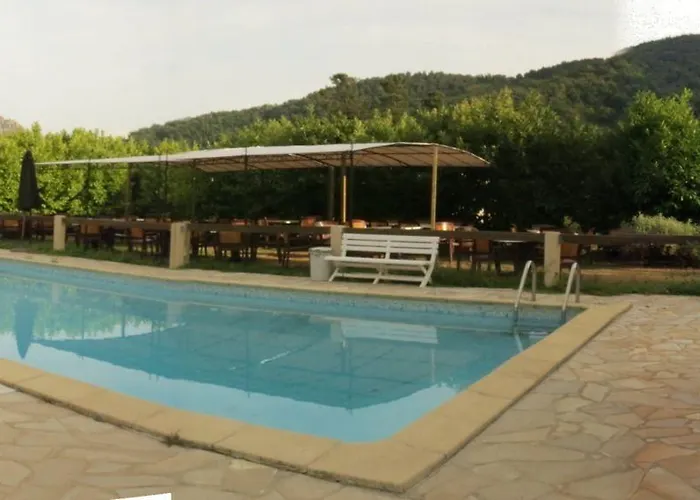 - U Paradisu Hotel *